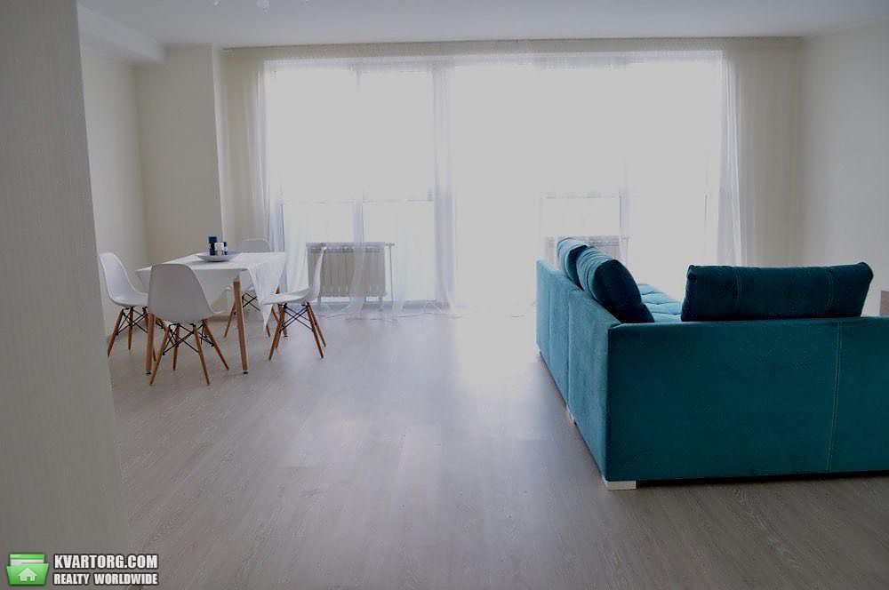 Rent out 2-room apartment. Киев, деловая — photo 5