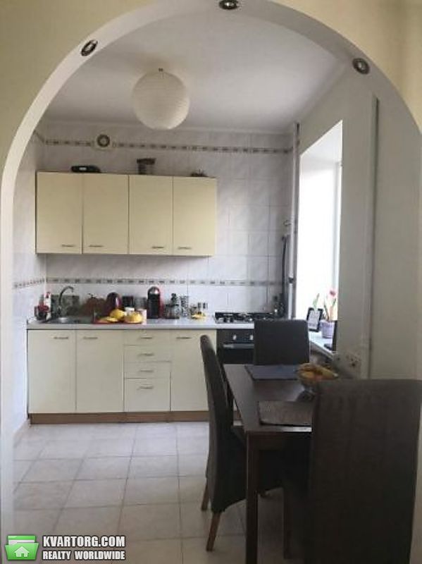 Sell 2-room apartment. Киев,  Строителей — photo 1