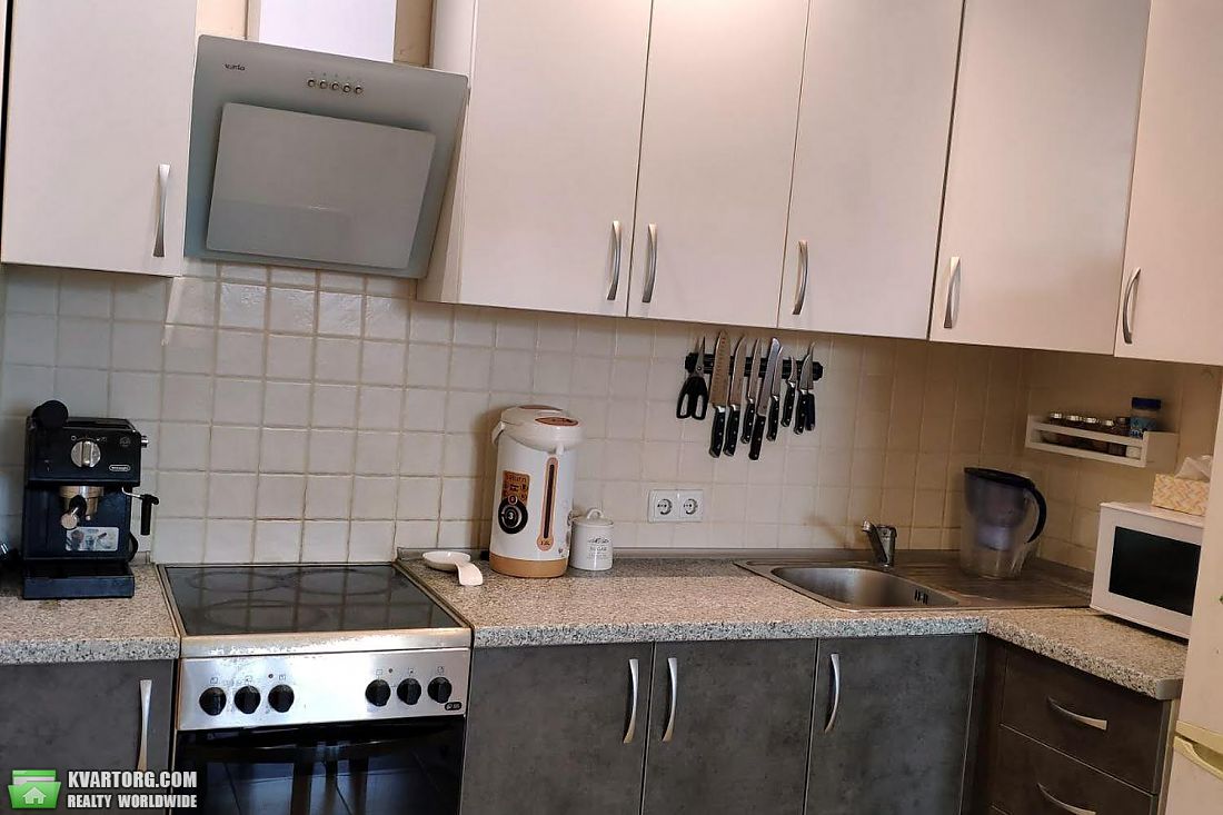 Sell 1-room apartment. Киев,  Комарова — photo 2