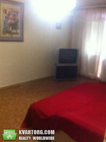 Rent out 2-room apartment. Киев,  Севастопольская пл — photo 4