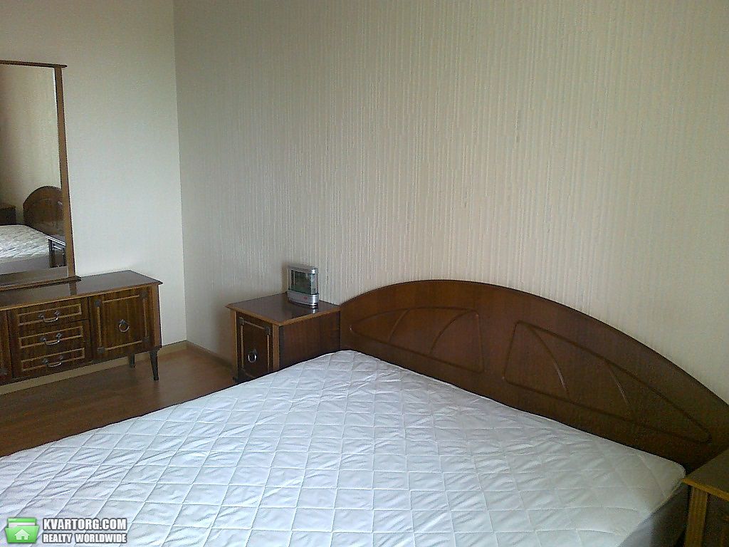 Rent out 3-room apartment. Киев,  Якубовского — photo 4