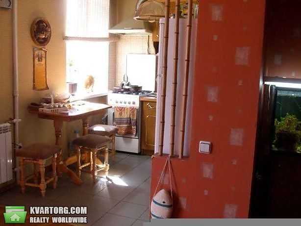 Rent out 2-room apartment. Киев,  Харьковское шоссе — photo 1