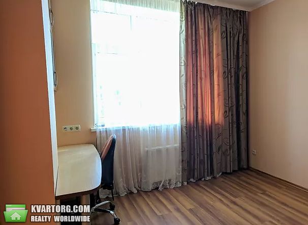Rent out 3-room apartment. Киев,  Антоновича — photo 8