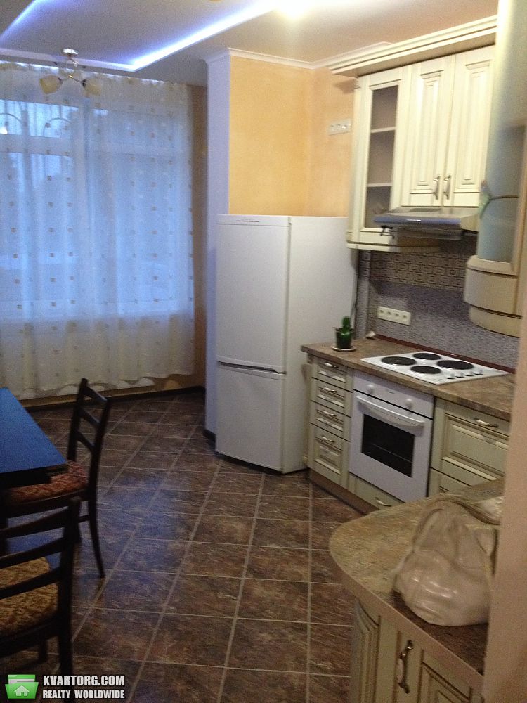 Rent out 2-room apartment. Одесса, Бреуса — photo 2