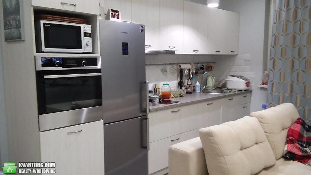 Rent out 2-room apartment. Киев,  Вильямса — photo 1