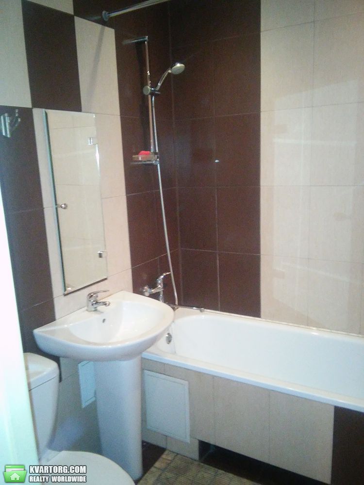 Rent out 2-room apartment. Киев,  Минина — photo 5
