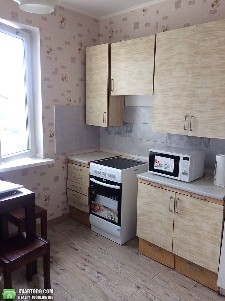 Rent out 2-room apartment. Киев, Волгоградская — photo 8