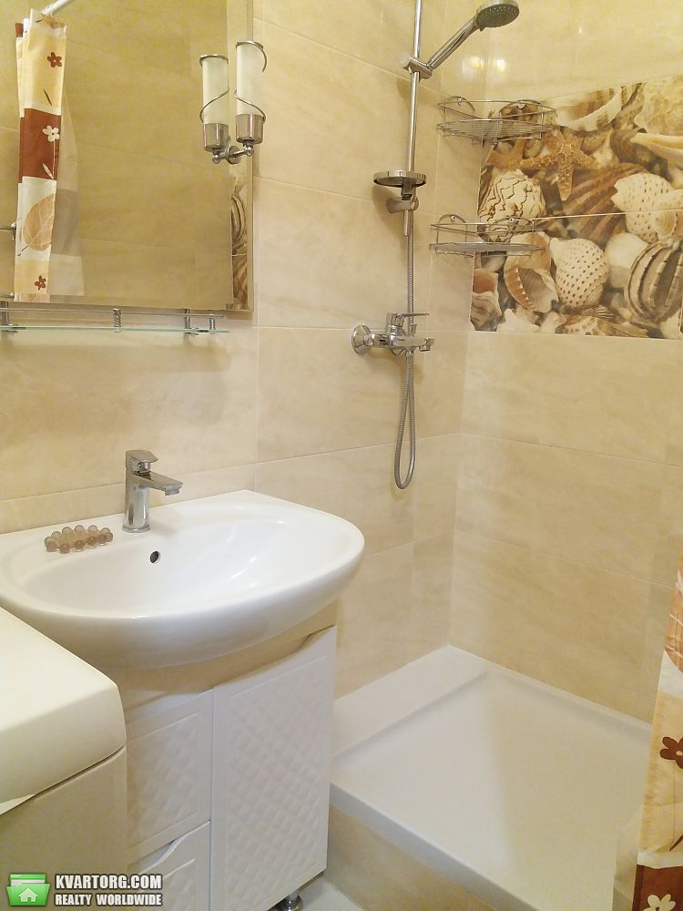 Rent out 2-room apartment. Киев,  Вильямса — photo 10