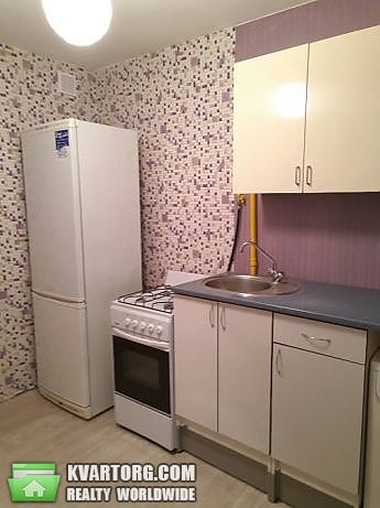 Rent out 2-room apartment. Киев, Турчина — photo 1