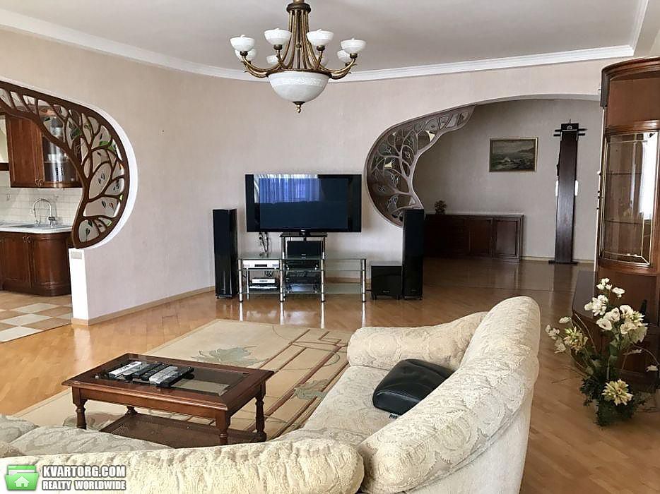 Rent out 5-room apartment. Киев,  Драгомирова — photo 1