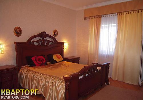Rent out 2-room apartment. Киев,  Щорса — photo 5