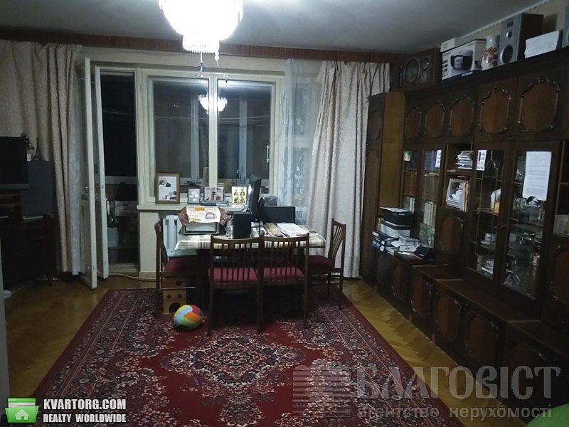 Sell 3-room apartment. Киев,  Суворова — photo 1