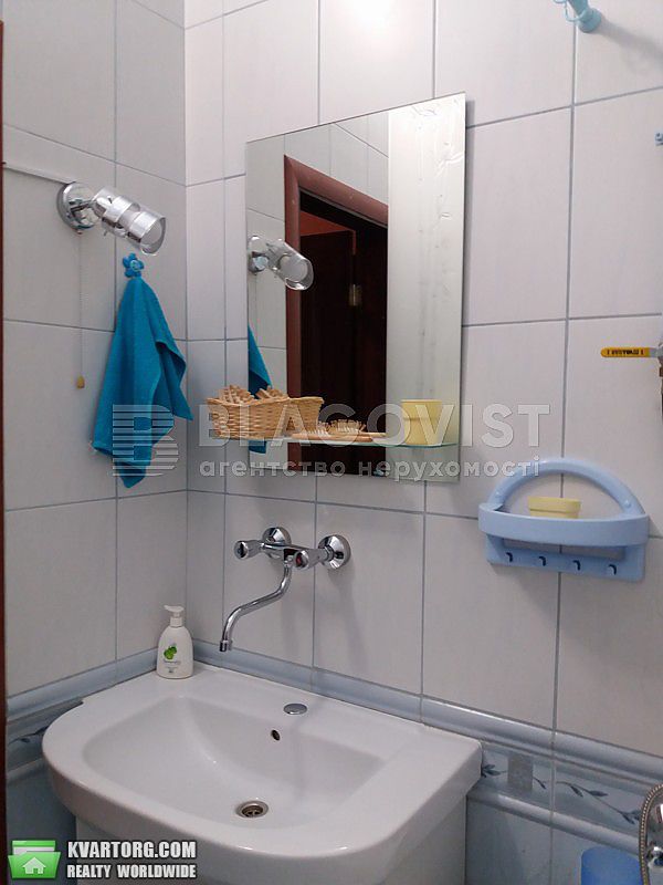 Rent out 2-room apartment. Киев,  Немировича-Данченка — photo 10