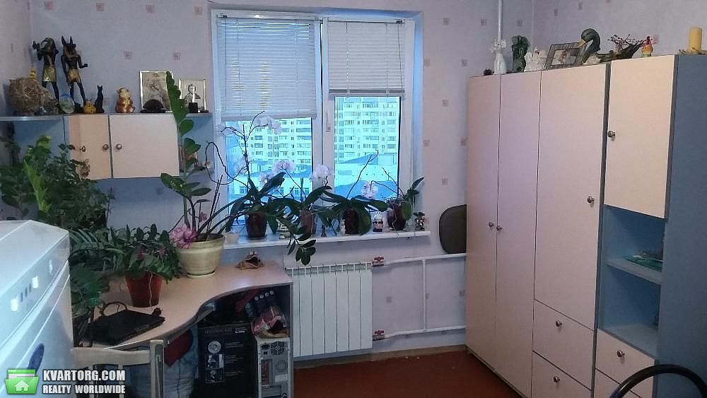 Sell 3-room apartment. Киев,  Радунская — photo 3
