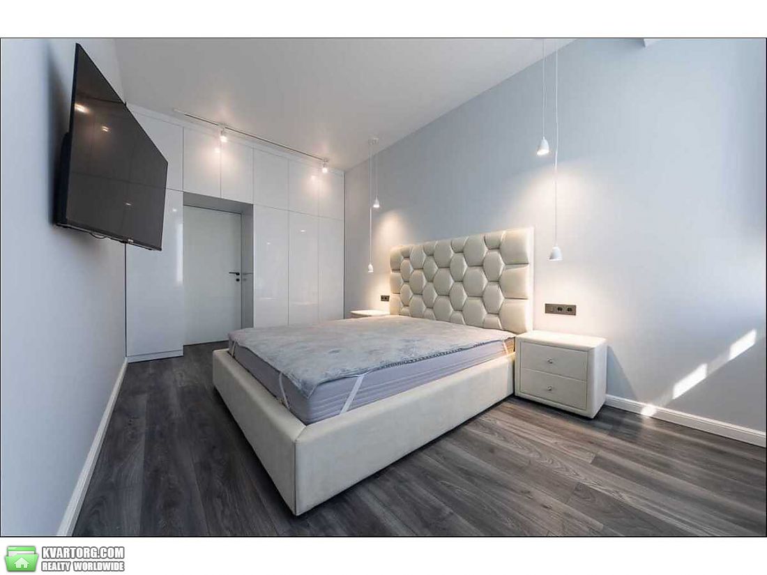 Rent out 3-room apartment. Киев,  Никольско-Слободская — photo 9