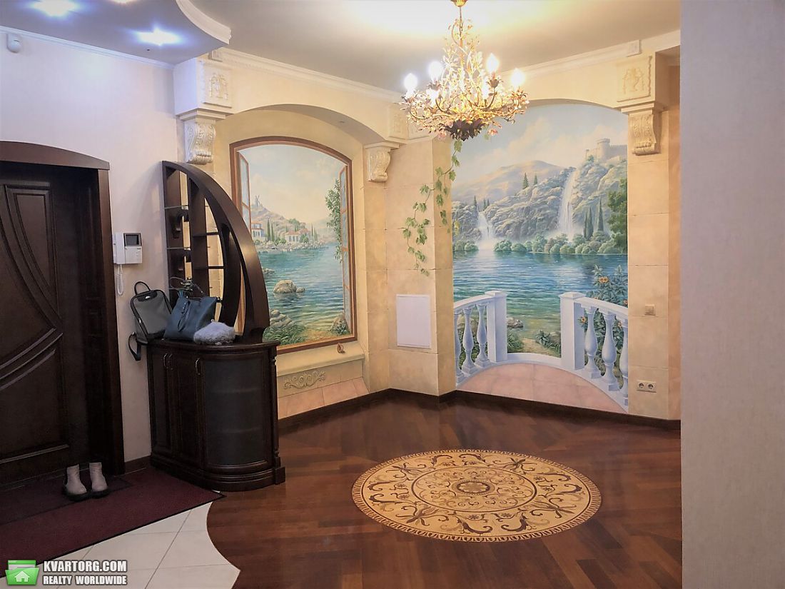 Rent out 4-room apartment. Киев, Хоревая — photo 3
