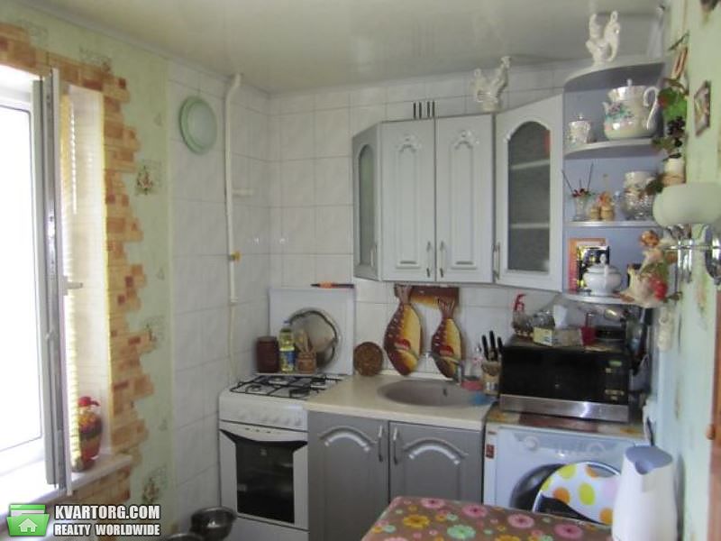 Sell 2-room apartment. Киев,  Серова — photo 1