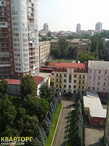 Rent out 2-room apartment. Киев, тургеневская — photo 10