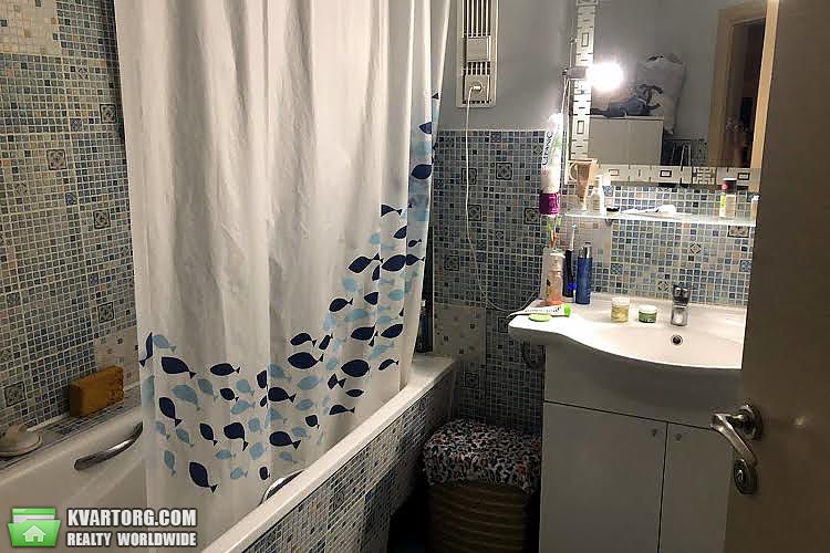 Sell 3-room apartment. Киев,  Багговутовская — photo 4