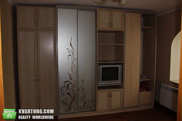 Rent out 2-room apartment. Киев,  Ревуцкого — photo 10