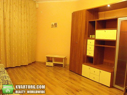 Rent out 2-room apartment. Киев, Героев Сталинграда пр — photo 3
