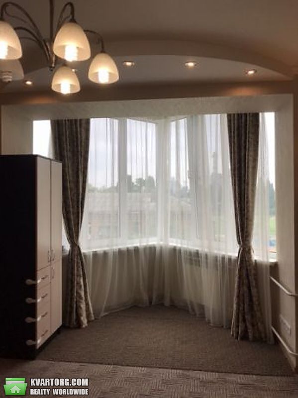 Sell 3-room apartment. Киев,  Хмельницкая — photo 3