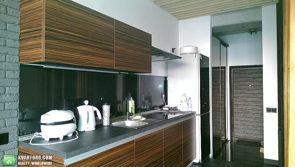 Rent out 1-room apartment. Киев,  Жилянская — photo 2