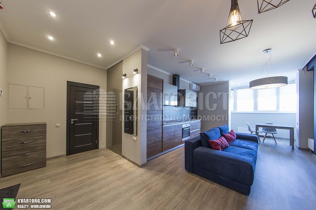 Rent out 2-room apartment. Киев,  Драгомирова — photo 1
