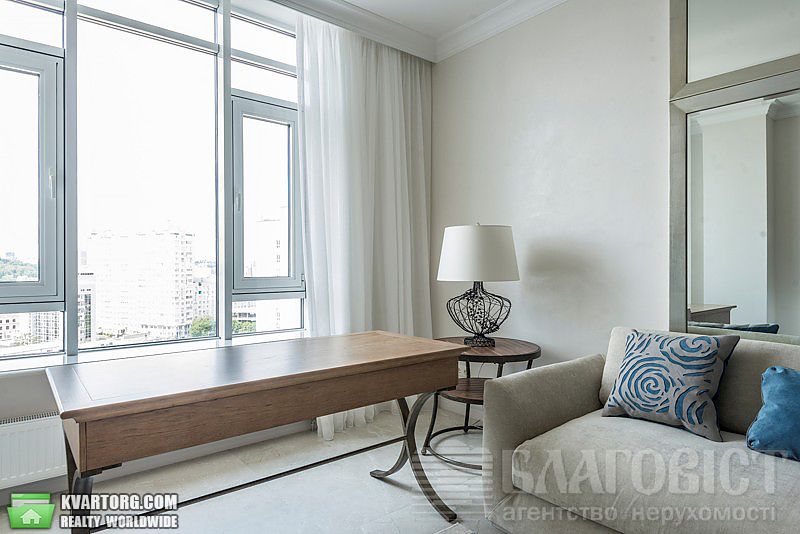 Rent out 2-room apartment. Киев, иоанна павла — photo 4