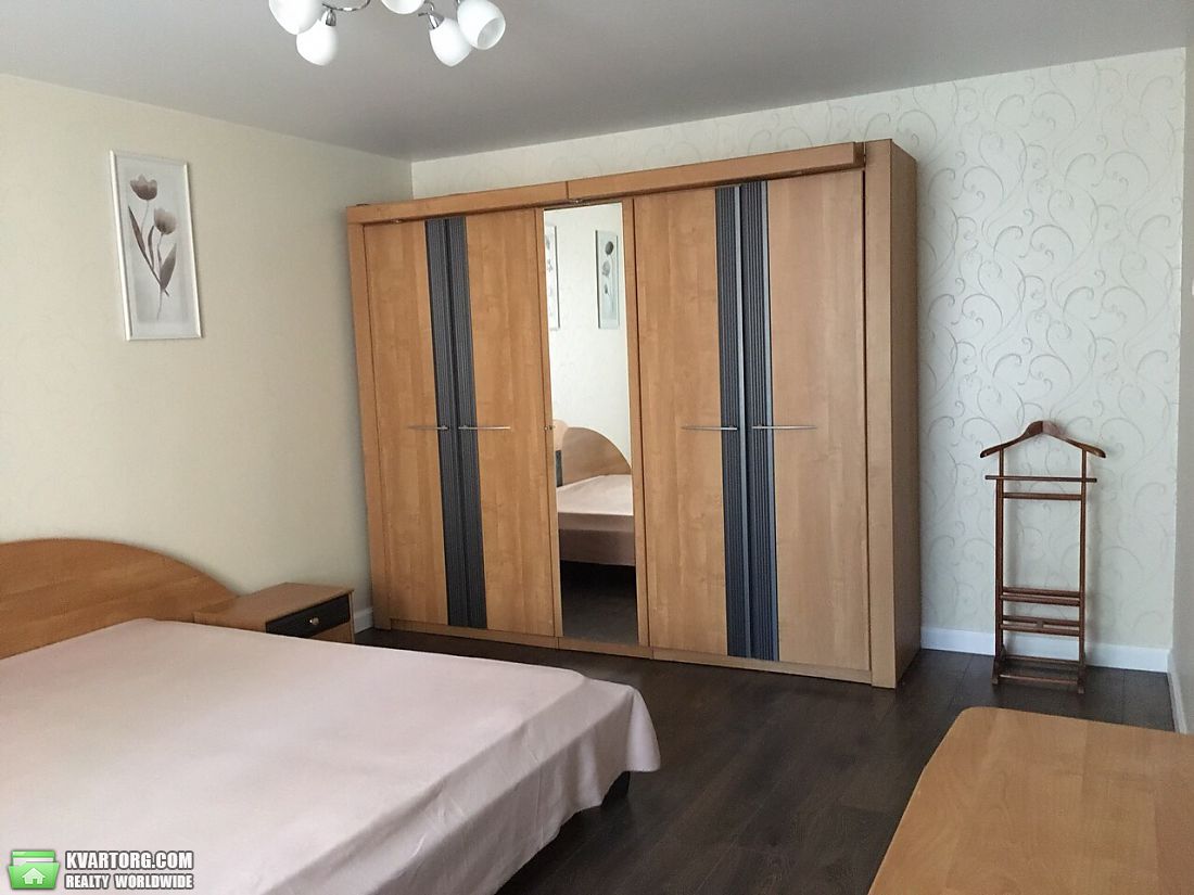 Rent out 2-room apartment. Киев,  Драгомирова — photo 5