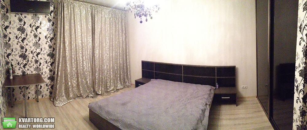 Rent out 2-room apartment. Киев,  Львовская — photo 4