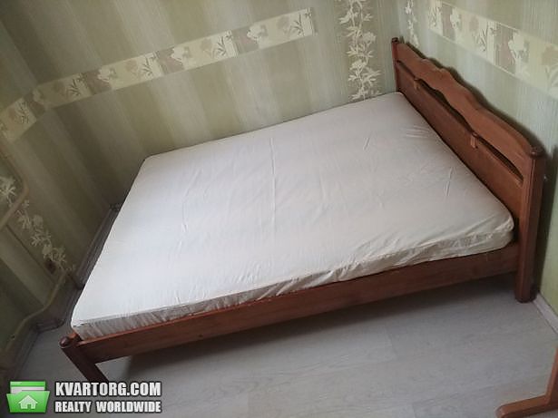 Rent out 3-room apartment. Киев,  Почайнинская — photo 5