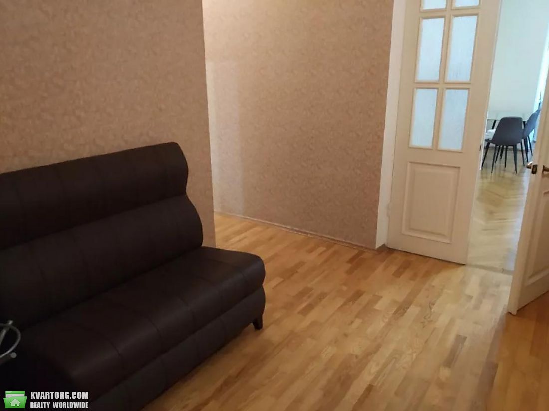 Rent out 2-room apartment. Киев,  Банковая — photo 9