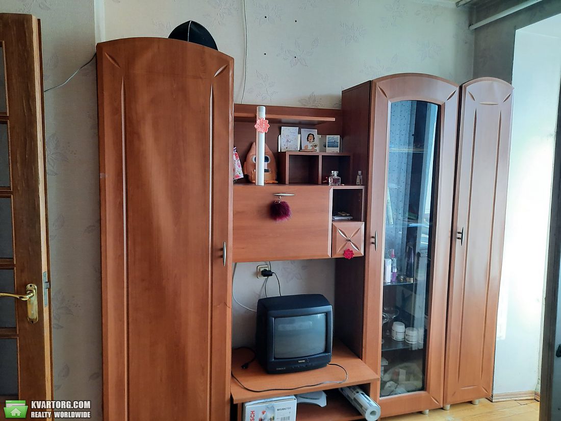 Rent out 1-room apartment. Киев,  Осиповского — photo 1