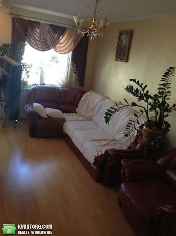 Sell 3-room apartment. Киев,  Ватутина пр — photo 2