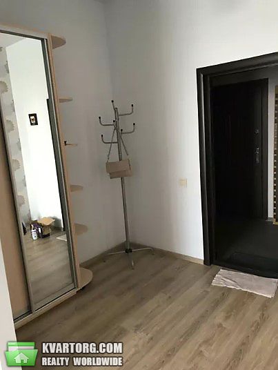 Rent out 2-room apartment. Киев,  Шамрыло — photo 5
