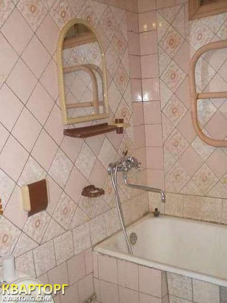 Sell 2-room apartment. Киев,  Симферопольская — photo 1
