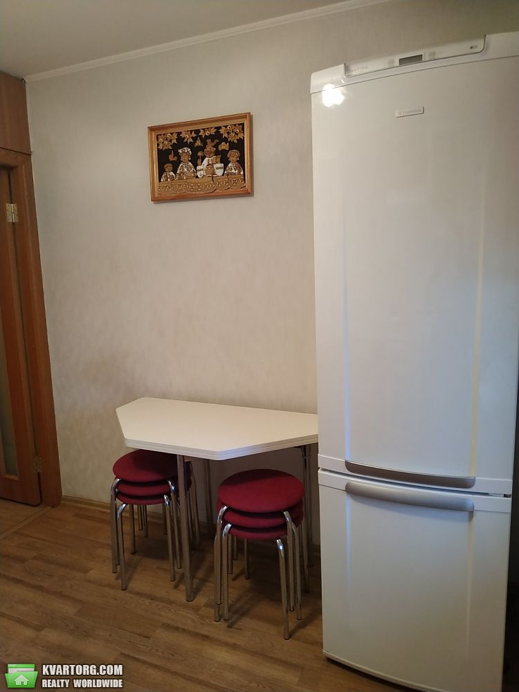 Rent out 1-room apartment. Киев,  Киото — photo 7