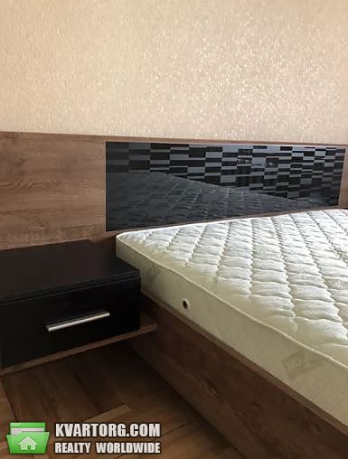 Rent out 2-room apartment. Киев,  Тешебаева — photo 3