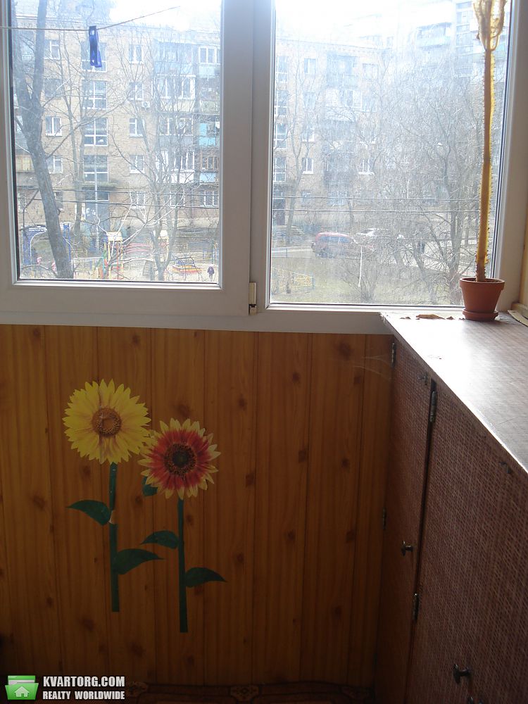 Sell 2-room apartment. Киев,  Бакинская — photo 3