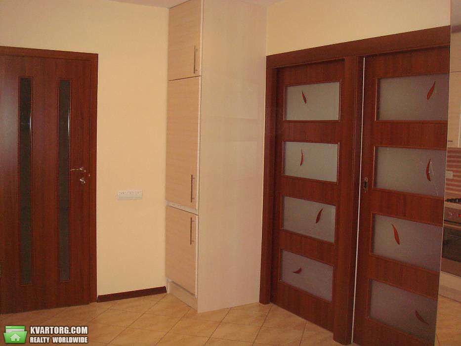 Rent out 2-room apartment. Киев, Дегтяревская — photo 9