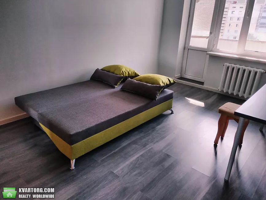 Rent out 1-room apartment. Киев, ул. Иорданская — photo 9