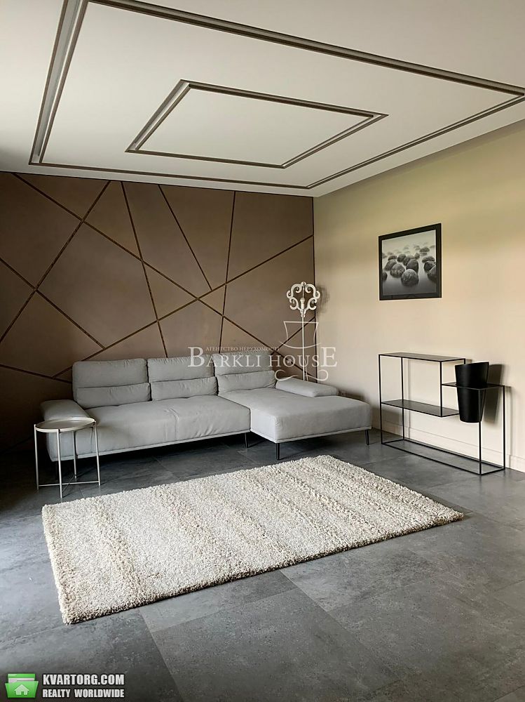 Rent out Townhouse. Киев,  Садовая Осокорки — photo 1