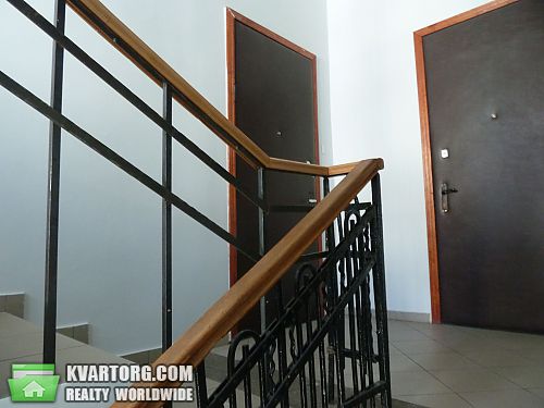 Rent out office. Киев, Жилянская — photo 1