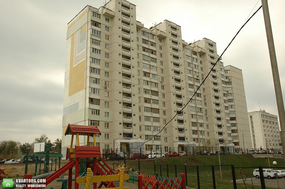 Sell 3-room apartment. Киев,  Эрнста — photo 1