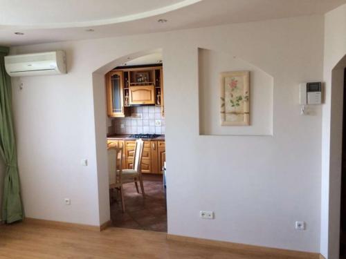 Sell 4-room apartment. Днепропетровск, Янтарная — photo 4