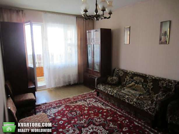 Sell 2-room apartment. Киев,  Маяковского — photo 1