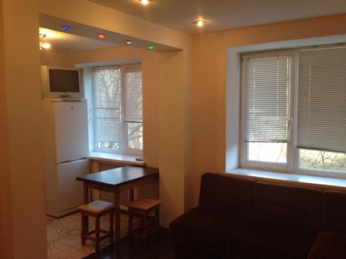 Rent out 2-room apartment. Днепропетровск, Березинская ул. — photo 8