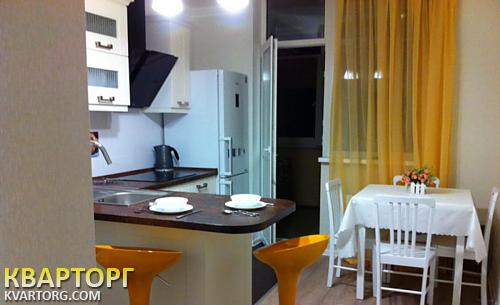 Rent out 1-room apartment. Киев, Бажана — photo 1