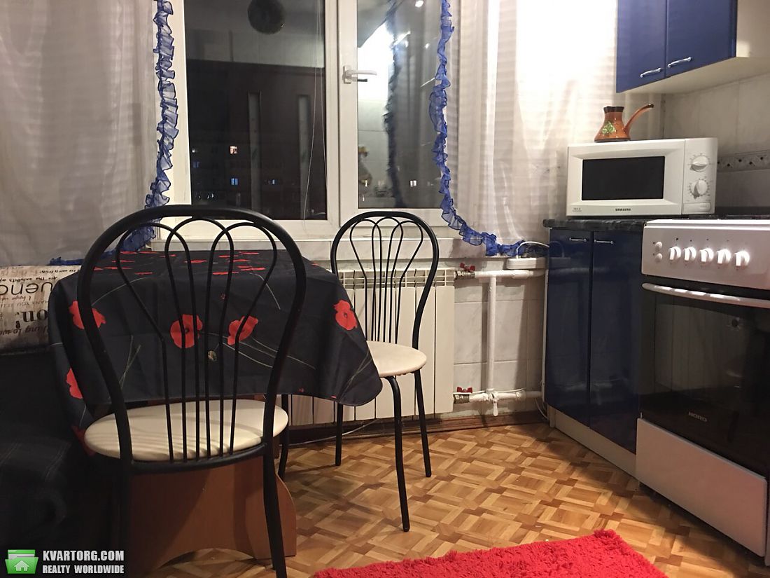 Rent out 2-room apartment. Киев,  Оболонский пр — photo 2